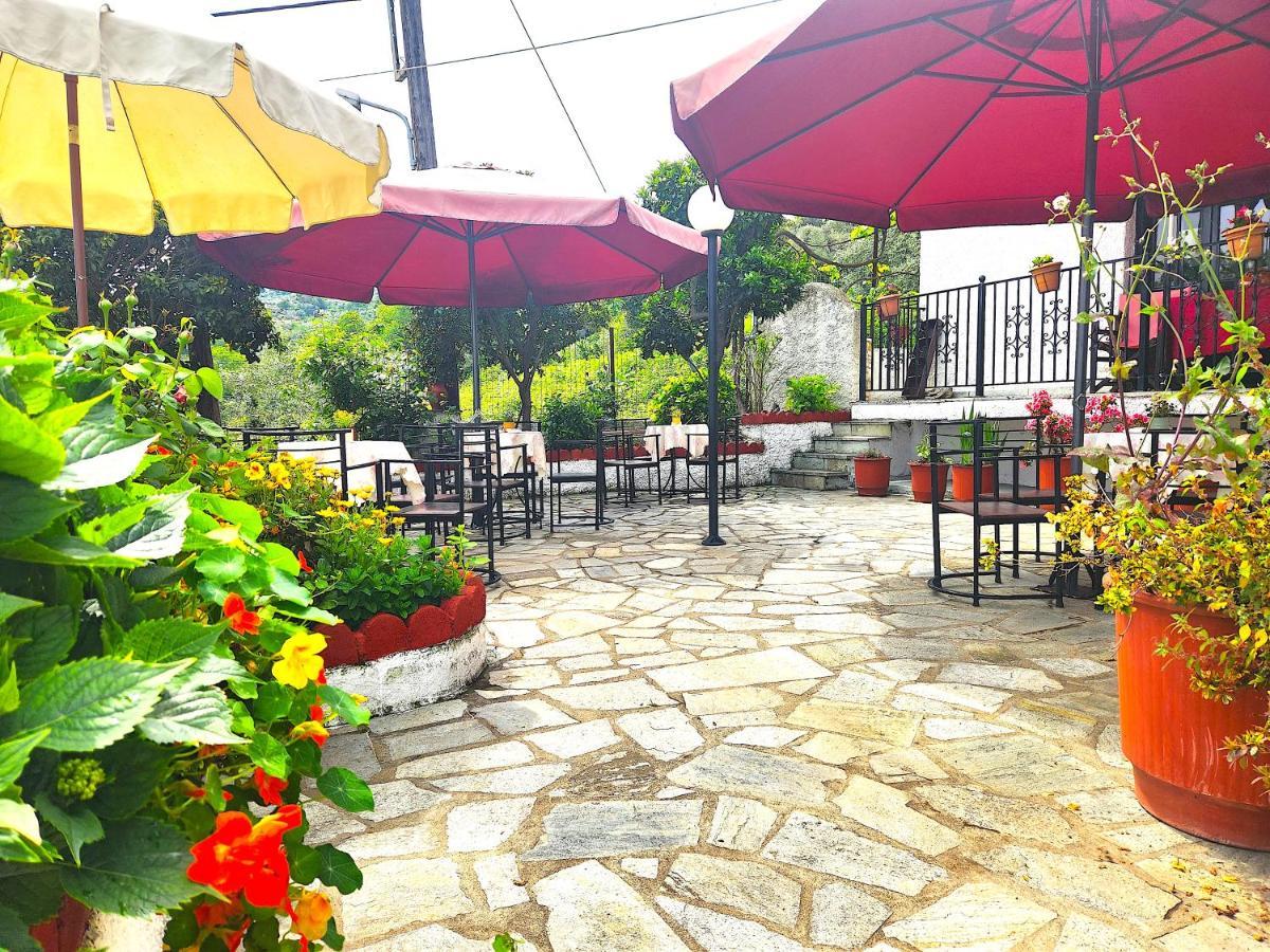 Yalla Chorefto - Hotel & Fun Exterior foto