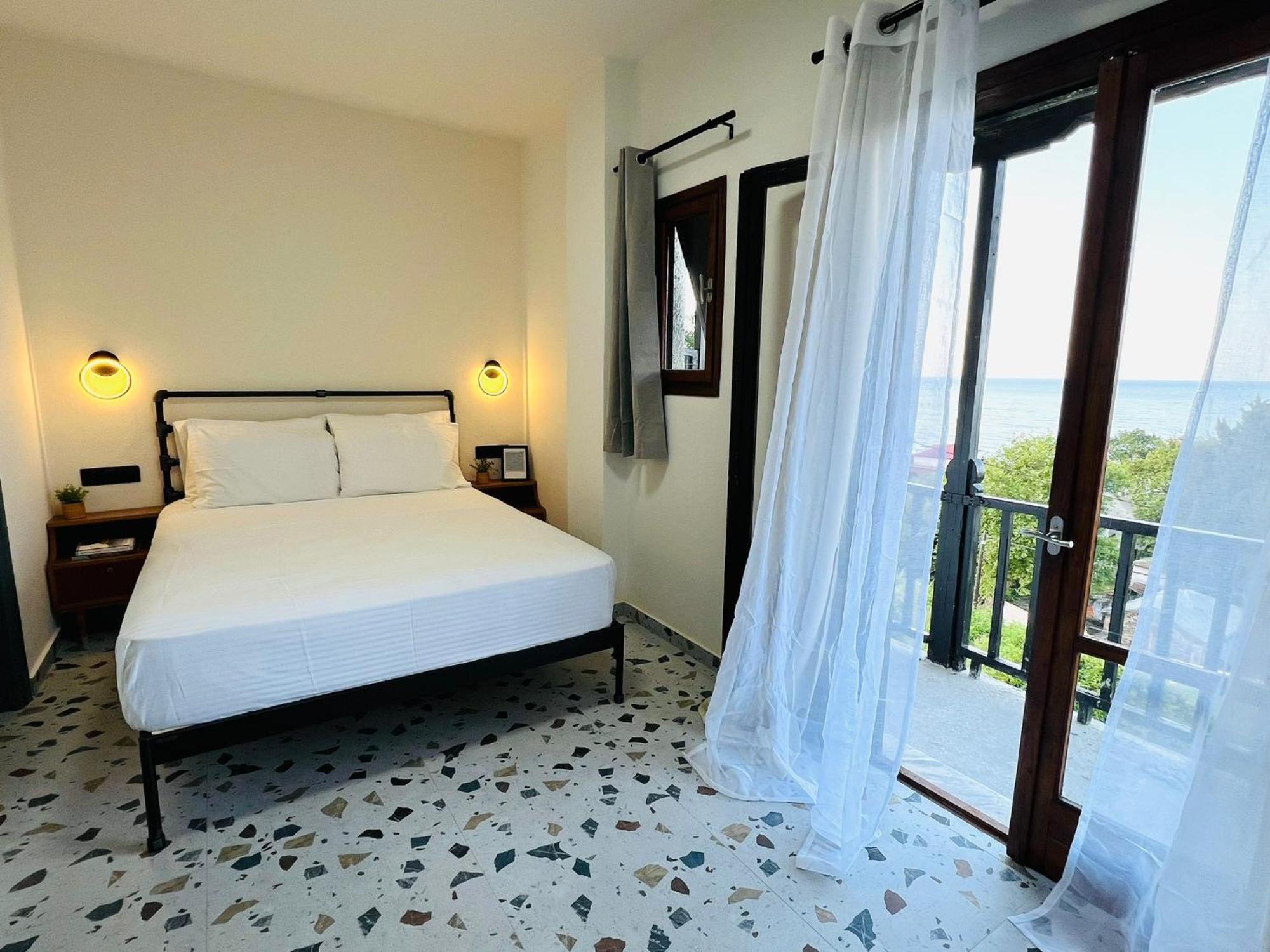 Yalla Chorefto - Hotel & Fun Exterior foto